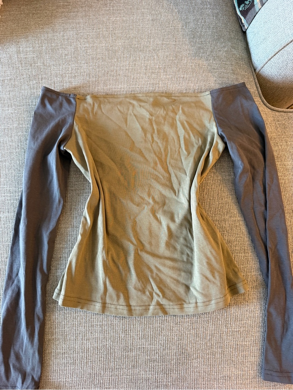 Edikted Off-Shoulder Two-Tone Long Sleeve Top in Olive Green and Charcoal
